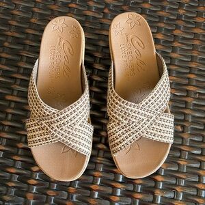 Sketchers Cali Women’s Beverley Delighted Wedge Sandal